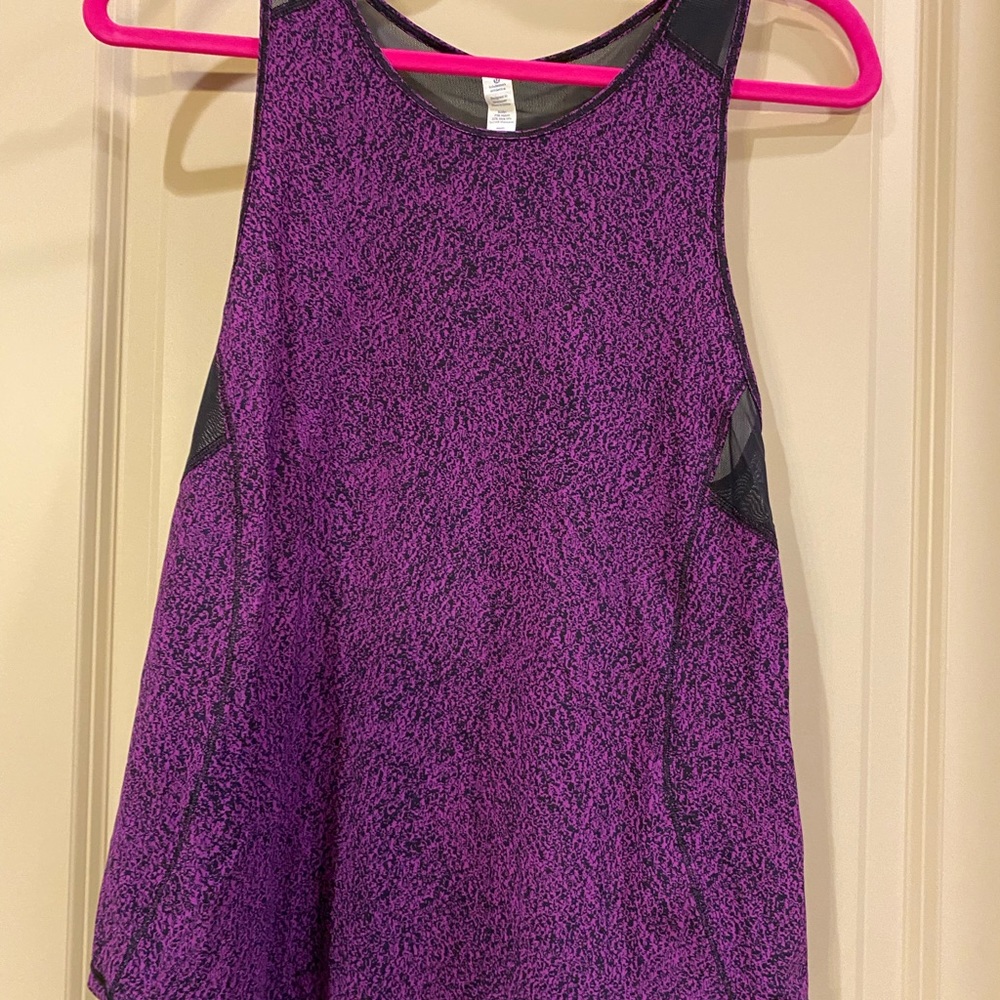 Women’s Lululemon Tank Top!